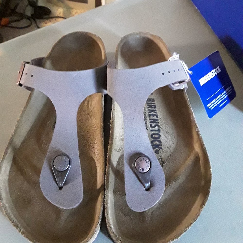 Birkenstock - NEW - Gizeh Big Buckle - EU size 35 normal/wide